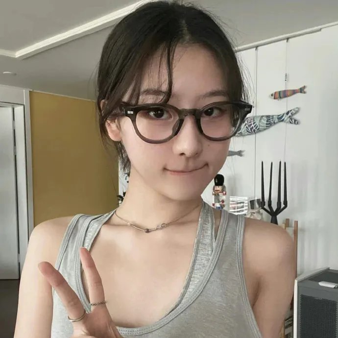 空房间里的妻子