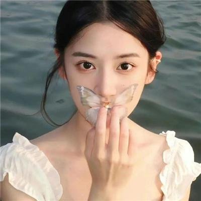 绮罗失常色
